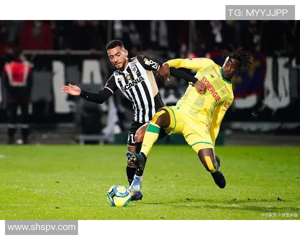 埃因霍温与芬洛的精彩对决赛果揭晓分析与回顾